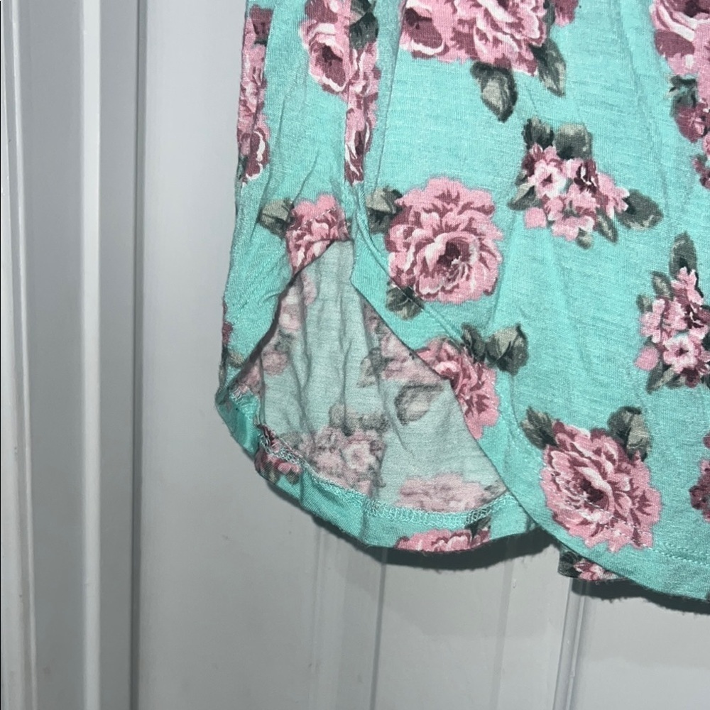 Rue21 Aqua and Pink Floral Short Sleeve Top - Picture 6 of 6